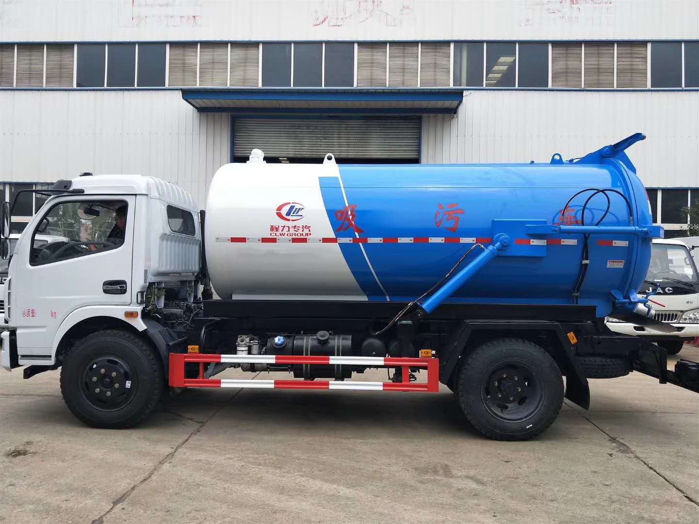 東風(fēng)8噸吸污吸糞車化糞池掏糞車配置介紹